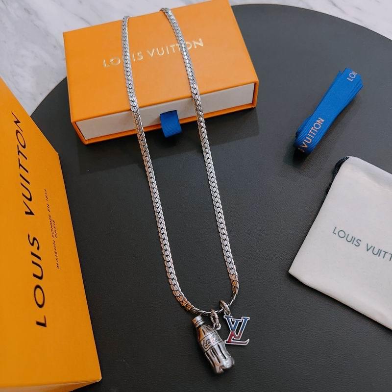 LV Necklaces 34